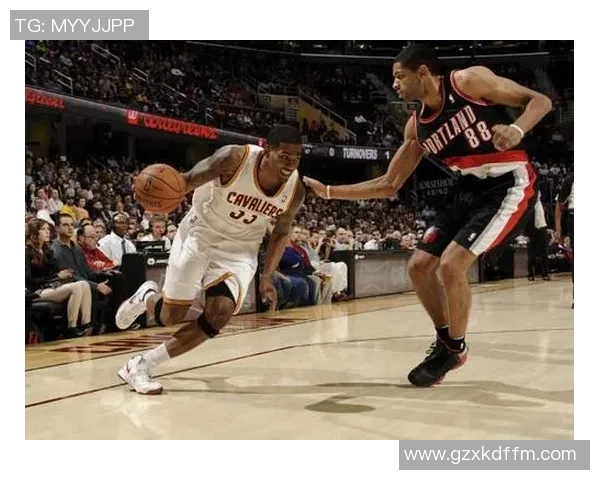 开拓者与华盛顿的激烈对决谁能在赛场上笑到最后